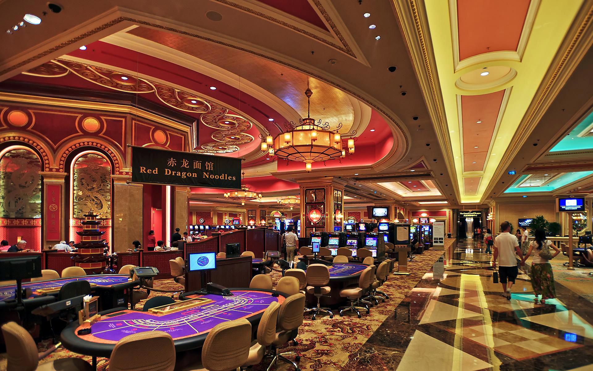 Blackjack Tablosunda Zaferin Anahtarı: Stratejiler ve İpuçları