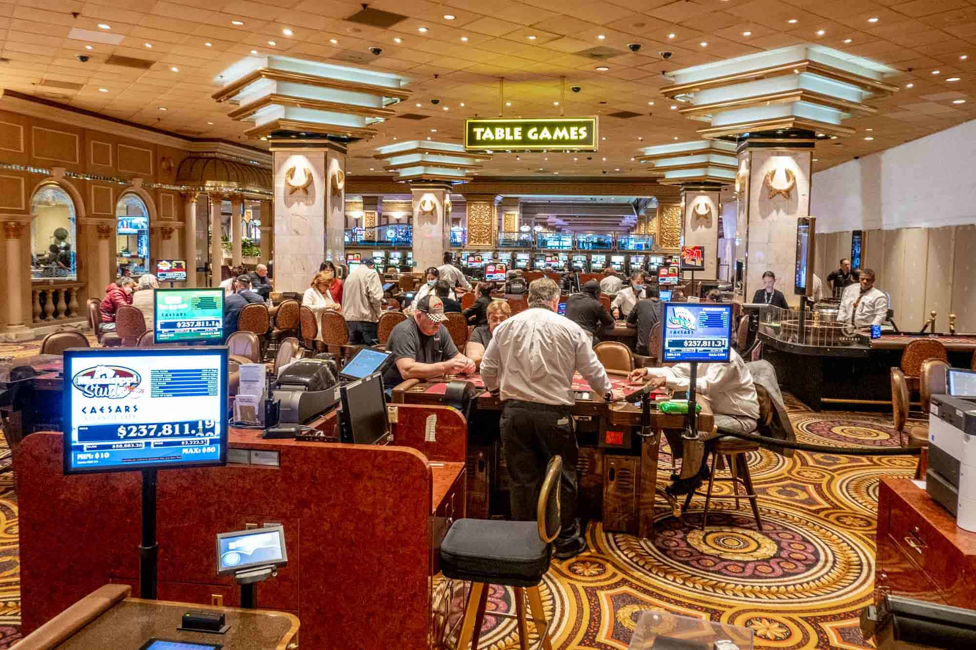Yeni Slot Makineleri Dünyası: Akıcı Tasarımlar ve Yüksek Kazançlar