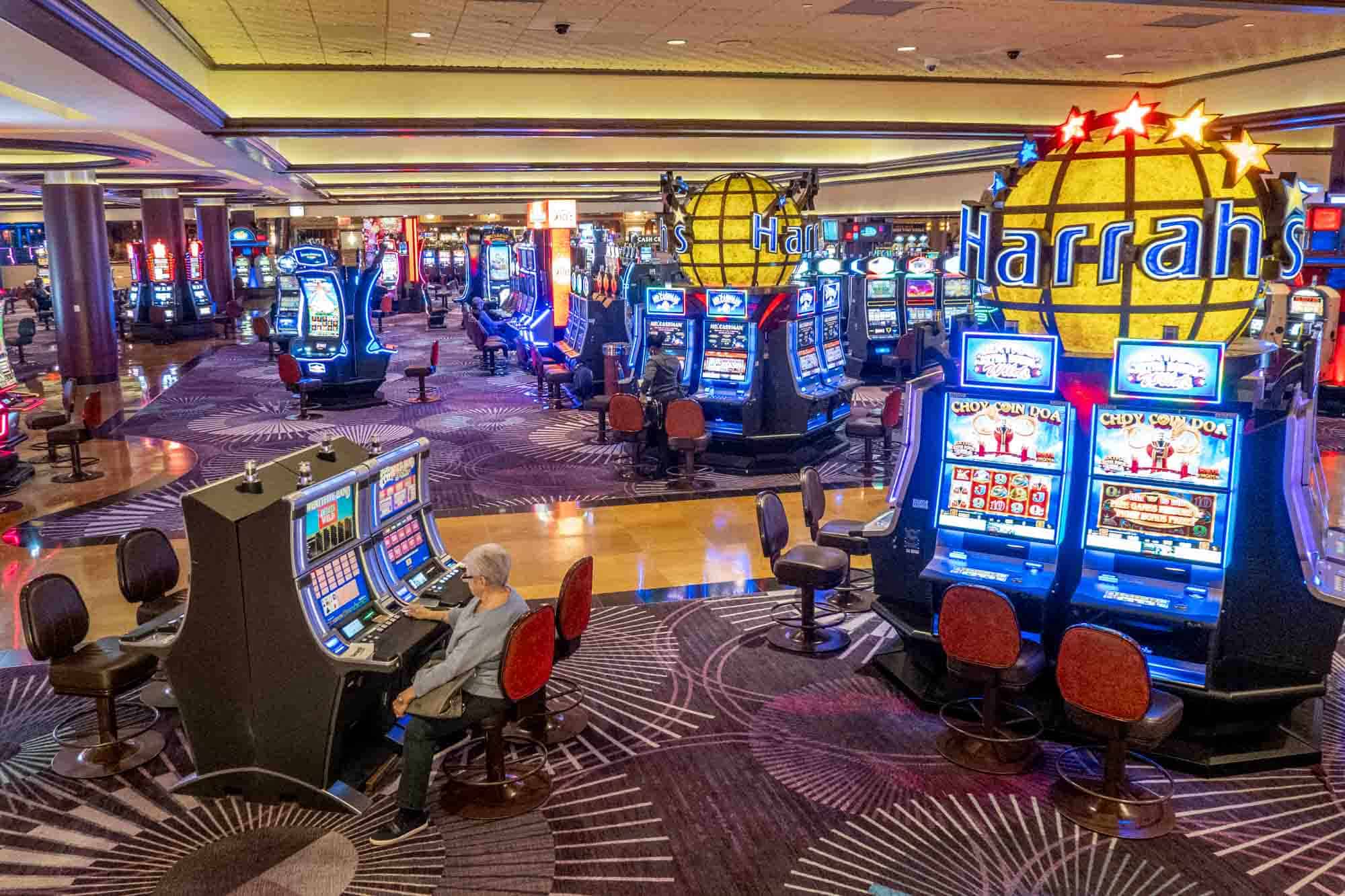 Yeni Slot Makineleri Dünyası: Akıcı Tasarımlar ve Yüksek Kazançlar